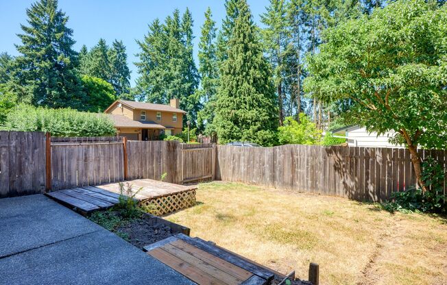 Recently updated 3 bedroom, 2.5 bath Townhouse in Beaverton