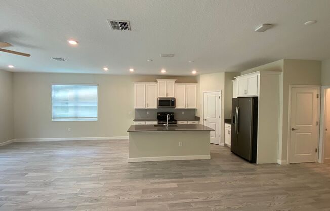 5 Bedroom, 3.5 Bath in Kissimmee - Priced to Rent!