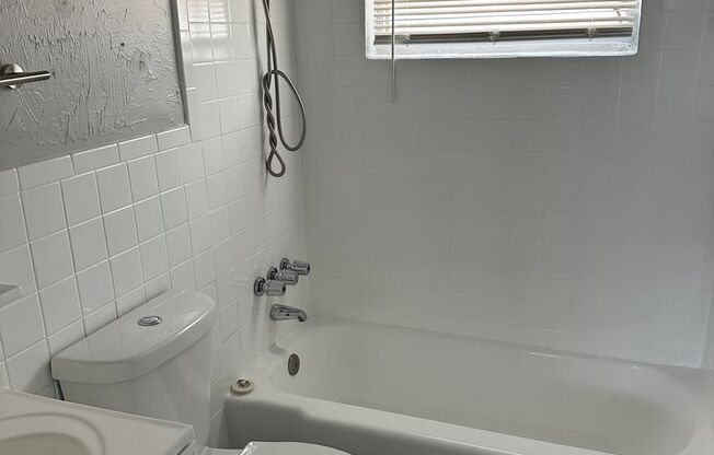 865 5 AVE N