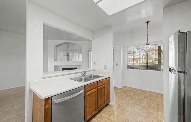 1 bed, 1 bath, $1,175, Unit Unit 1019