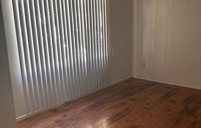 309 & 315 W. Palais Road