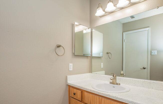1 bed, 1 bath, 548 sqft, $750