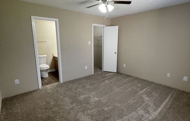 2 beds, 2 baths, 900 sqft, $1,200, Unit 308