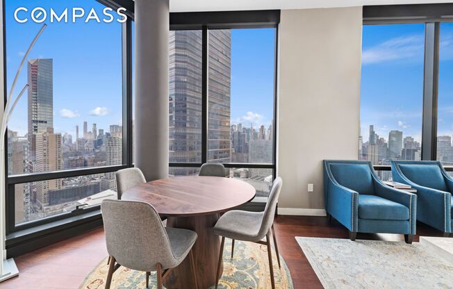 1 bed, 1 bath, 715 sqft, $7,000, Unit 32C