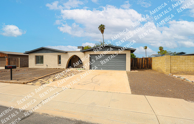 10642 N 47 DR