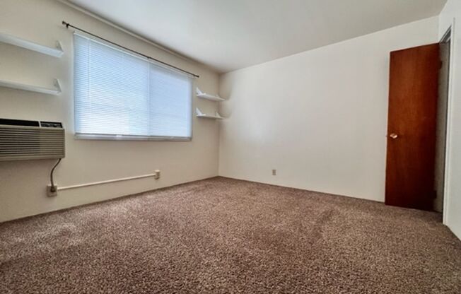 1 bed, 1 bath, 635 sqft, $1,095, Unit 598-2