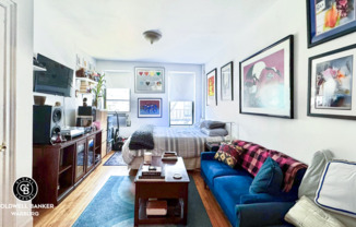 416 W 47 ST