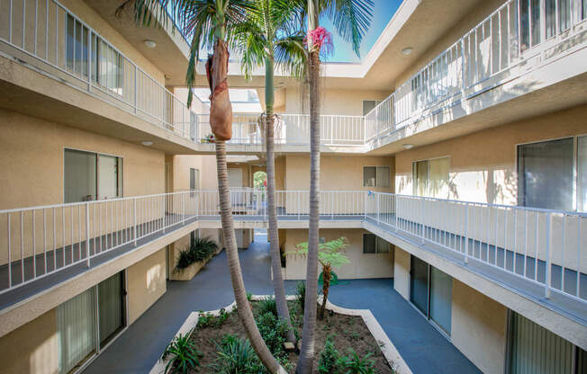 Apartment Building in Los Angeles Courtyard