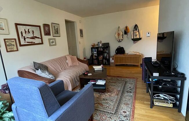 1 bed, 1 bath, 550 sqft, $1,825, Unit 535-359