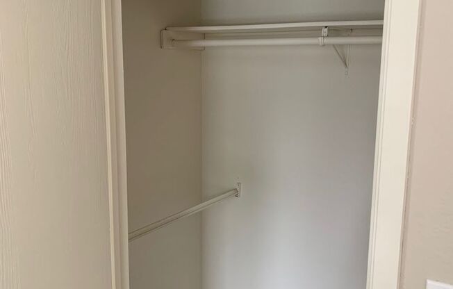 2 beds, 1 bath, 875 sqft, $1,590, Unit 445-265