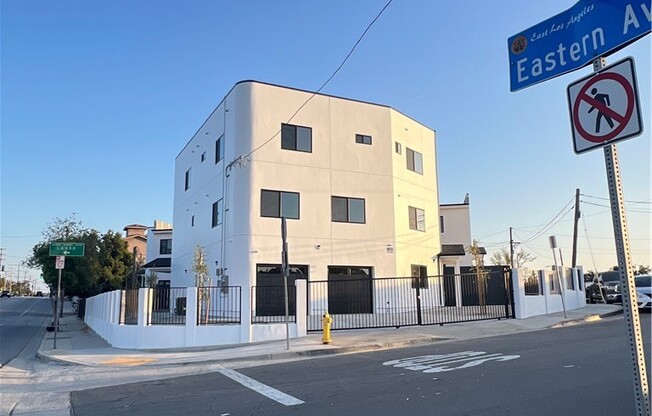 339 S EASTERN AVE