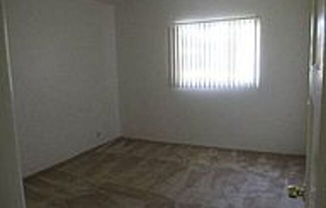 Charming 4-Bedroom Home in Hudson Park – Lush Landscaping!