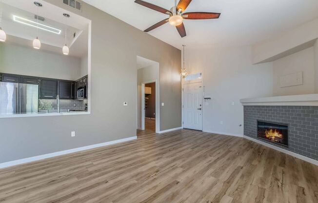 Remodeled Condo in Green Valley!