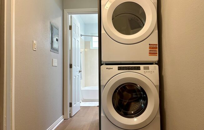 2 beds, 2 baths, 1,000 sqft, $2,915, Unit 227-68