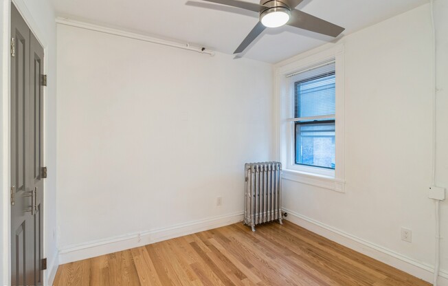 2 beds, 1 bath, 556 sqft, $4,250, Unit 501