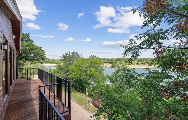 25413 Pedernales Point Dr, Spicewood, Texas 78669