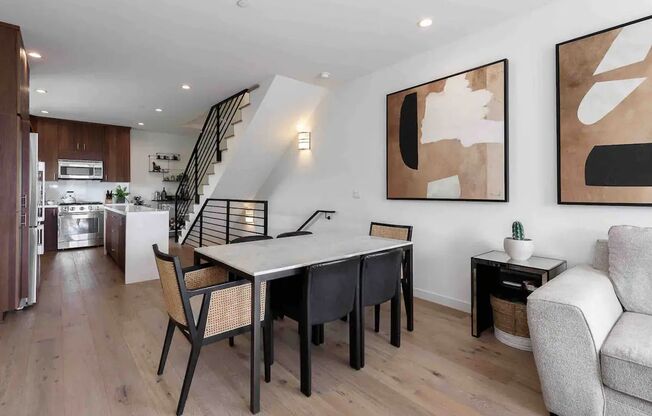 Modern Luxury Fully Furnished Townhome with LARGE ROOFTOP DECK! VIEWS OF SAN DIEGO BAY! LONG TERM LEASE!