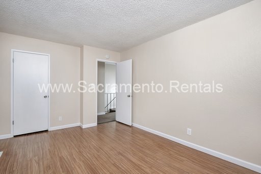 2 beds, 1 bath, $1,595