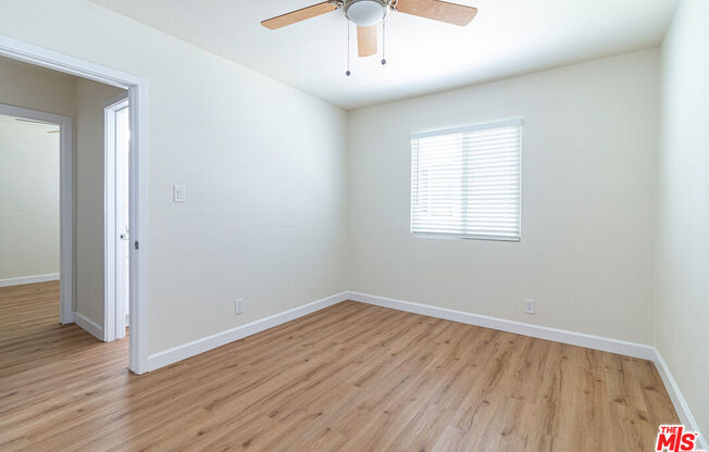 12572 WASHINGTON BLVD