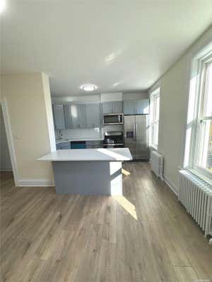 3 beds, 1 bath, $3,150, Unit 2