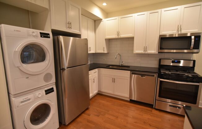 3230-3238 N. CLARK