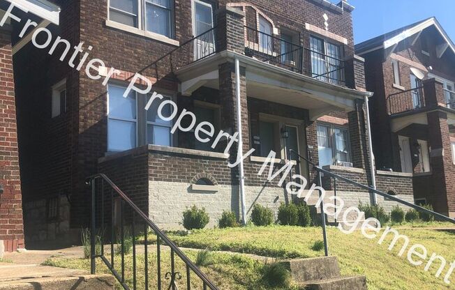 3923-25 Keokuk St