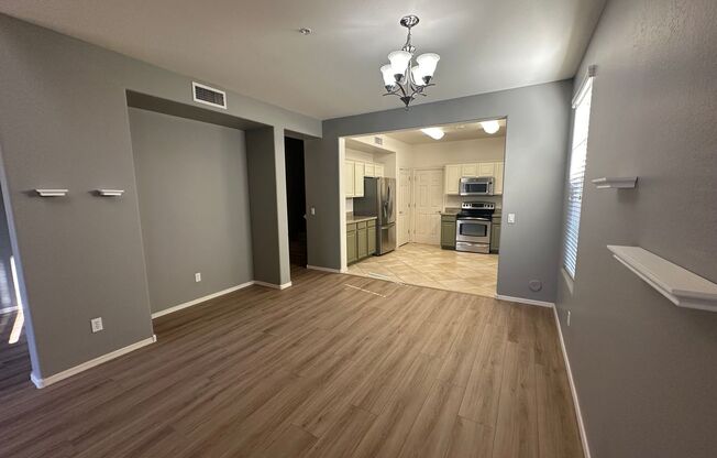 2 beds, 2.5 baths, $1,995, Unit Unit 134