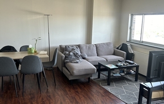 2 beds, 2 baths, 950 sqft, $3,600, Unit 801