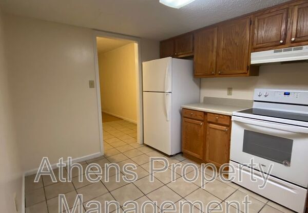 185 SHOEMAKER CT