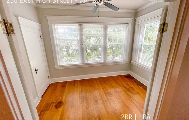 256 E HIGH ST