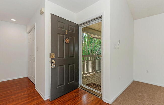 5011 SHARON RD
