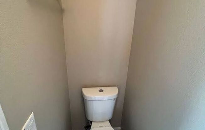 3 beds, 2 baths, $2,350