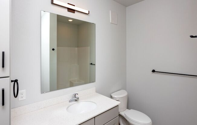 2 beds, 2 baths, 1,096 sqft, $1,450, Unit 602