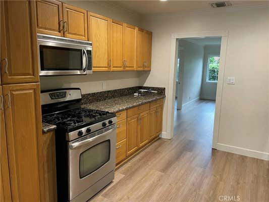 3 beds, 2 baths, 1,517 sqft, $4,400