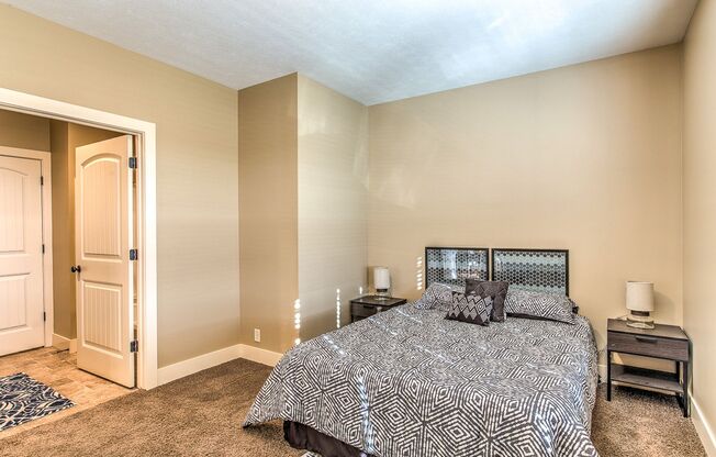 1 bed, 1 bath, 770 sqft, $1,495, Unit 19119 Unit 103 A770 Includes Garage