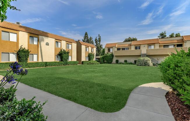 WELCOME TO VILLA DEL SOL APARTMENTS IN POMONA, CA