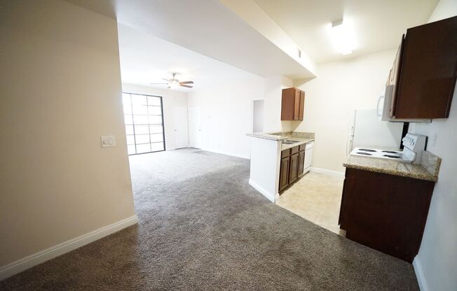 2 beds, 2 baths, $1,350, Unit Parcel #:  163-25-210-020