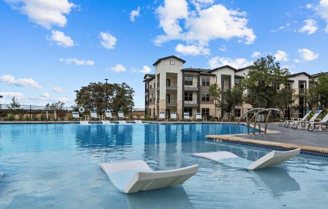 Redbird Ridge Apartments Pool Lounge area