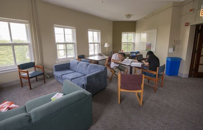 Studio, , 200 sqft, $738, Unit 276