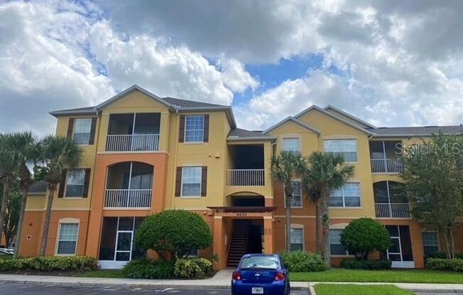 Spacious 3/2 Condo with Pond View!