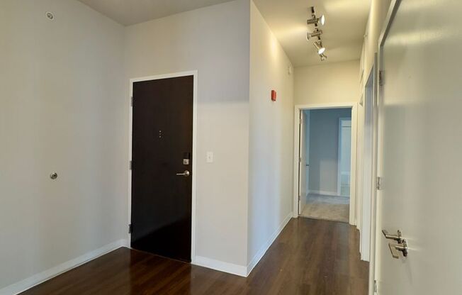 2 beds, 2 baths, 930 sqft, $2,000, Unit HA-802