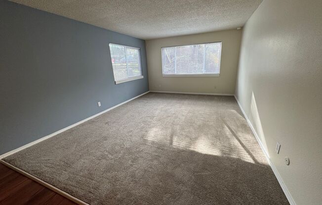 2 beds, 1 bath, 740 sqft, $1,450, Unit 217