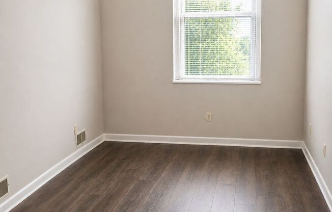 *** North Hills Apartments for rent * Pet Friendly * Central A/C * Spacious * Available Now ***