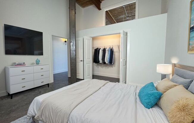 2 beds, 2 baths, 1,200 sqft, $1,500, Unit 216