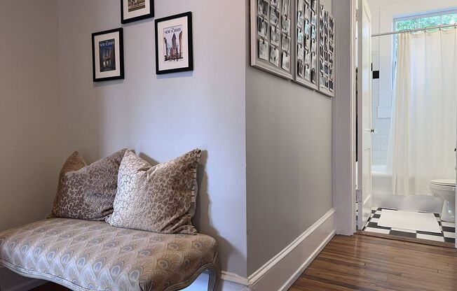 1 bed, 1 bath, 900 sqft, $1,925, Unit 1229-D2