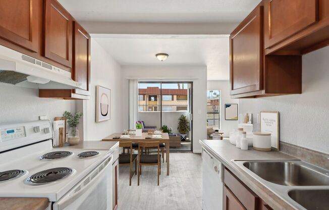 1 bed, 1 bath, 530 sqft, $949, Unit 1G