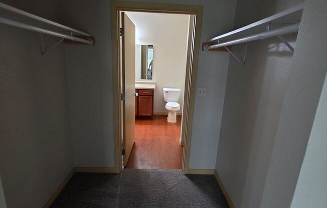1 bed, 1 bath, 735 sqft, $1,175, Unit 209