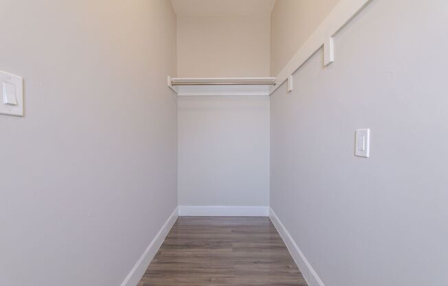 1 bed, 1 bath, 650 sqft, $1,695, Unit 201