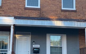 Front Porch Row - Oak Lane