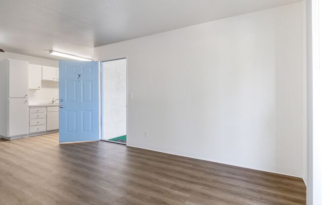 Nestor Regency Apartments